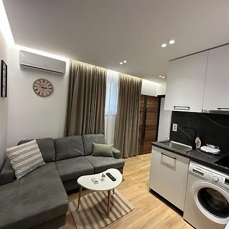 Orchide Mine Peza Apartment *