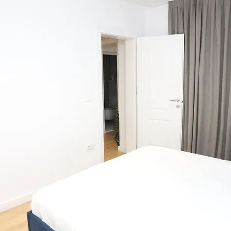 Orchide Mine Peza Tiran