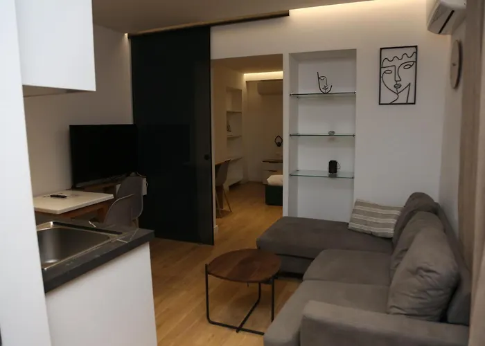 Apartment Orchide Mine Peza Tirana
