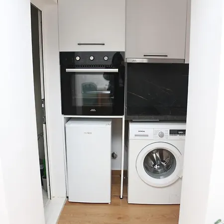 Orchide Mine Peza Apartamento