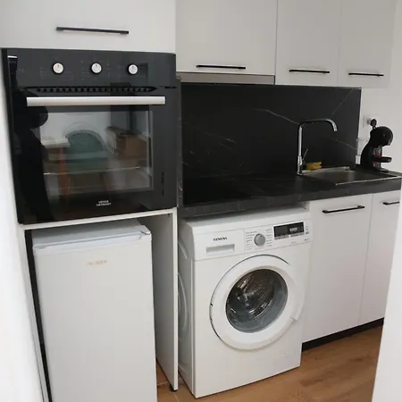 Orchide Mine Peza Apartamento