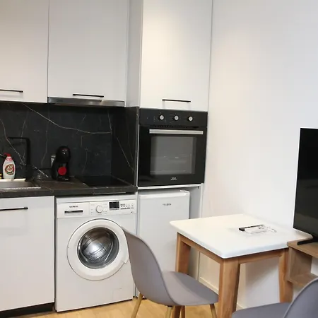 Orchide Mine Peza Apartamento *