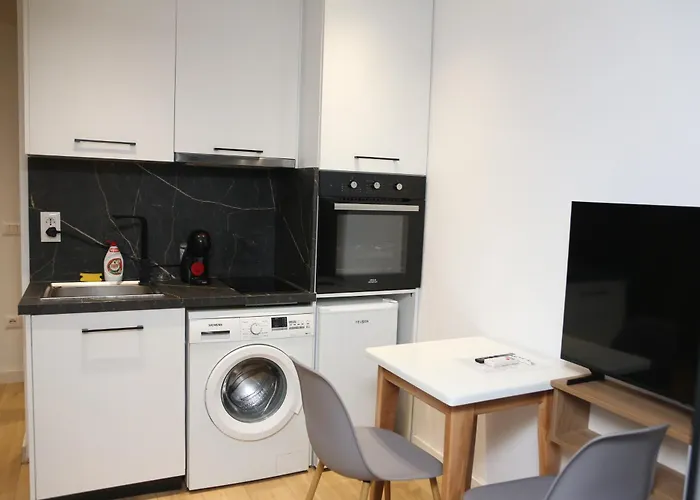 Orchide Mine Peza Appartement *